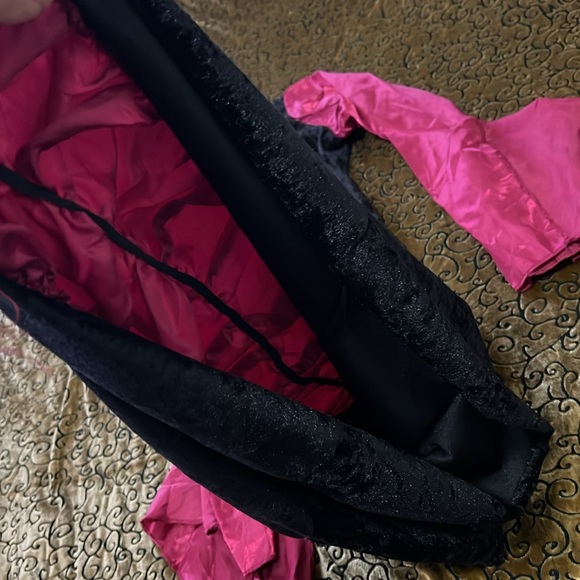 Girls Size 10/12 Halloween Costume Gothic Vampira - Picture 8 of 11